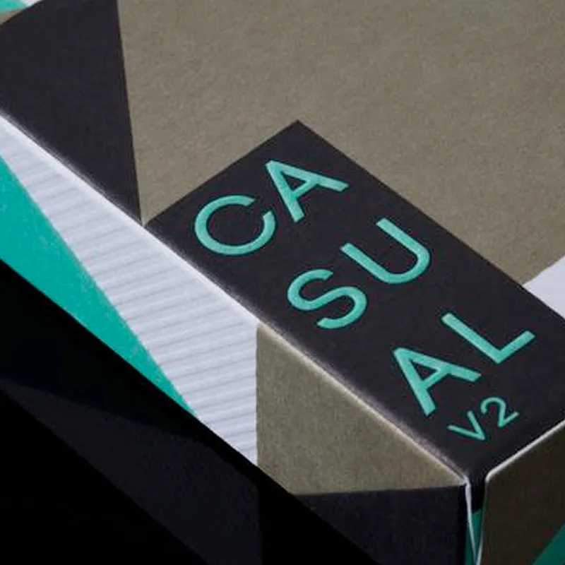 Baraja Casual V2 por Paul Robaia